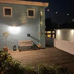 Amster Houseboat 4*