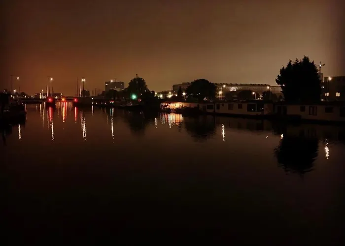 Amster Houseboat Pensjonat Amsterdam
