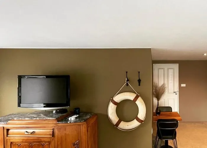 Amster Houseboat Amsterdam