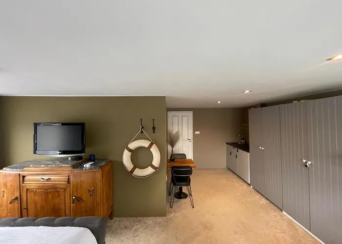 Pensjonat Amster Houseboat 3*