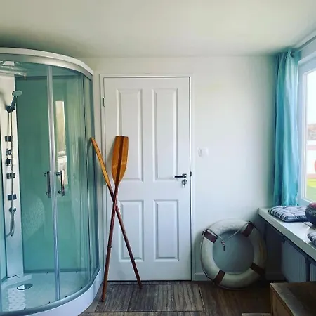 Amster Houseboat Bed Without Breakfast 3*